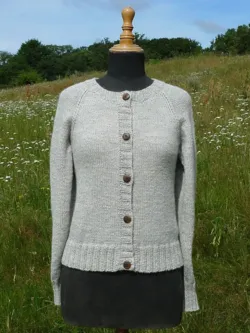 TRS Klassisk damecardigan m. raglan. England