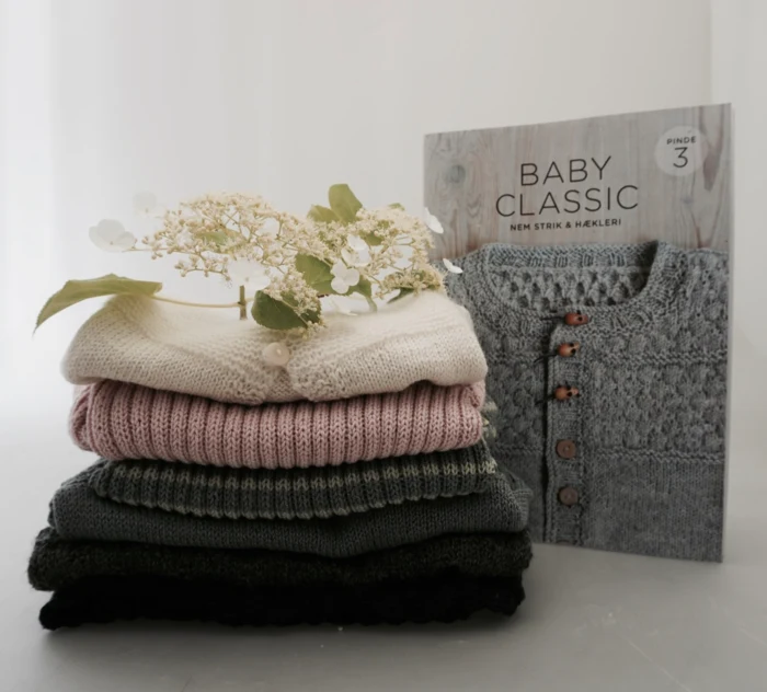 Runes Rib & Raglan Sweater D
