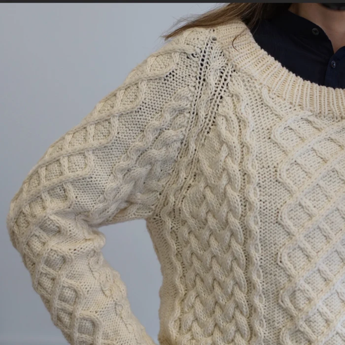 Gepard raglansweater med snoninger D
