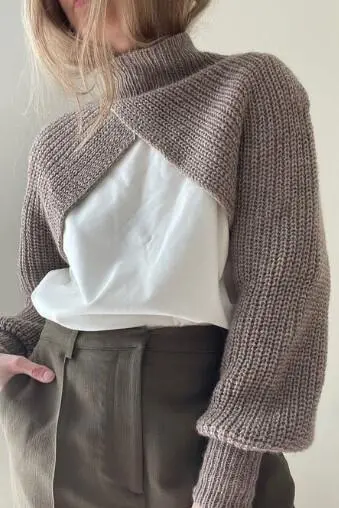 AEGYOKNIT - narae cropped sweater